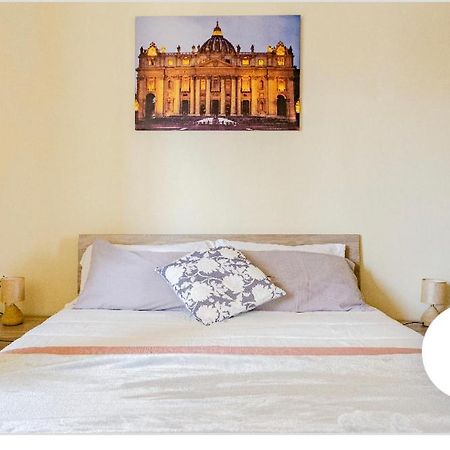 Le Mura Di San Pietro Roma Exterior foto